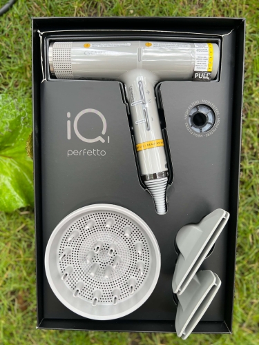 GA.MA iq 1 perfetto Suszarka do włosów z ozonem i dyfuzorem 1600-2000w srebrna
