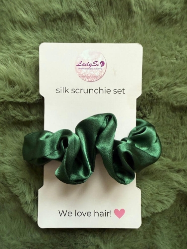 Silk scrunchie Jedwabna gumka do włosów christmas tree Green