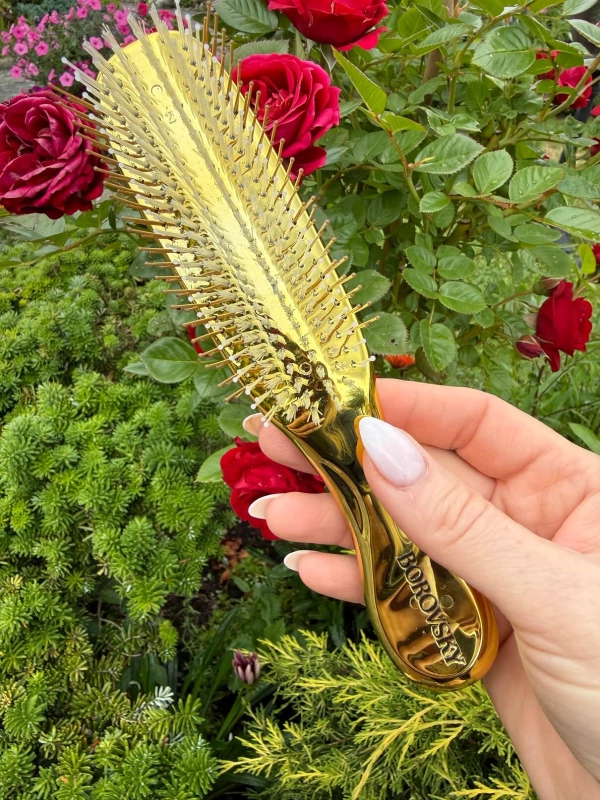 Scalp brush Borovsky gold 2 Szczotka do pielęgnacji włosów i skóry głowy złota.jpg